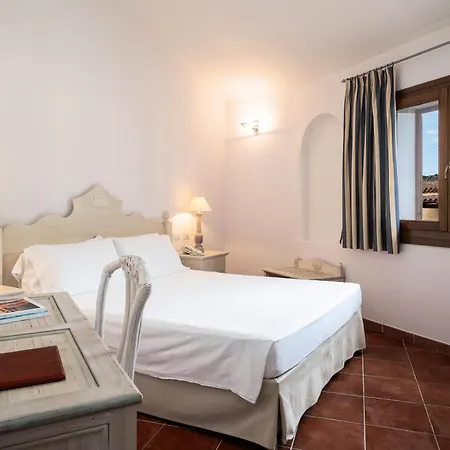 Hotel Monti Di Mola Porto Cervo Exterior photo