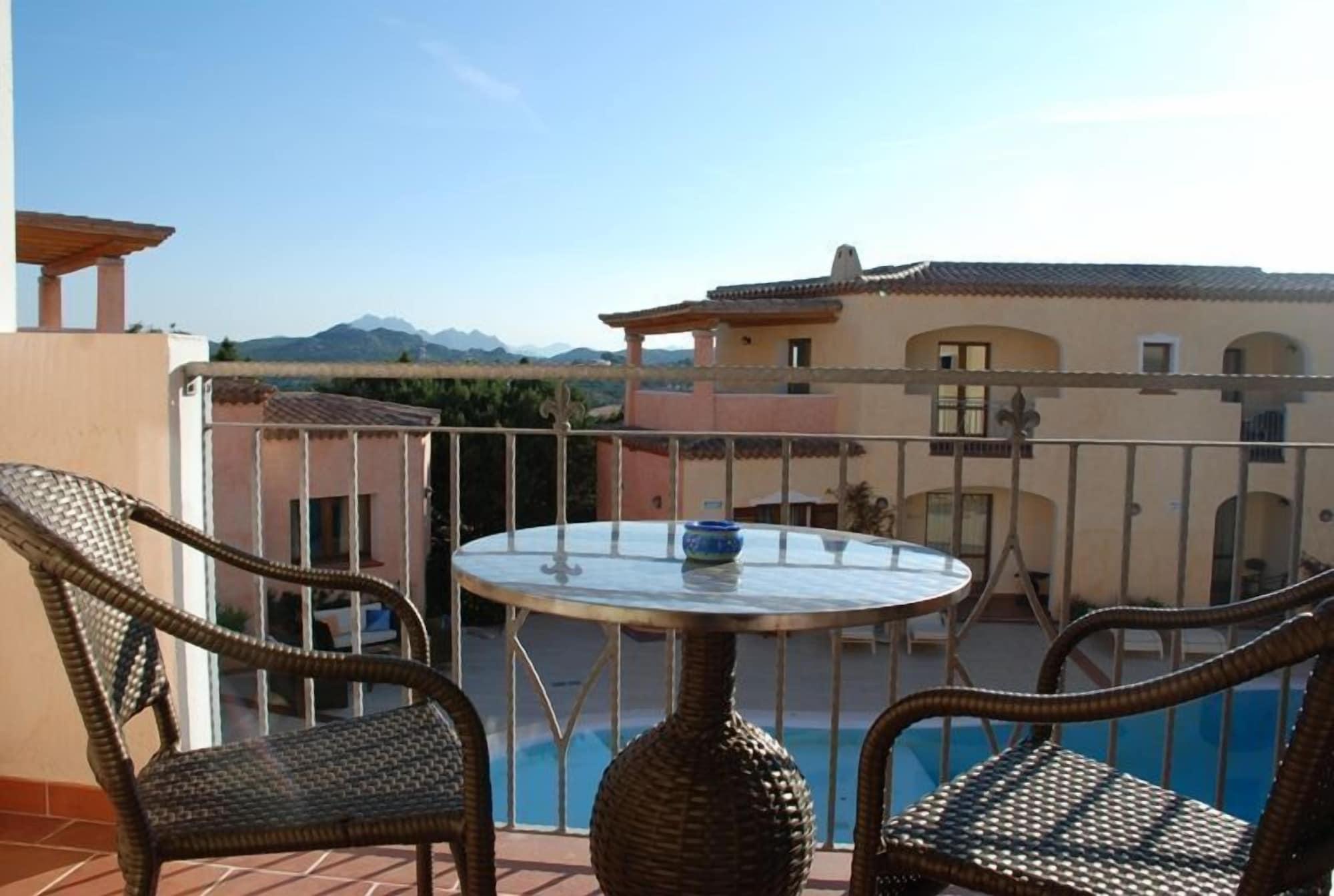 Monti Di Mola Hotel 4*
