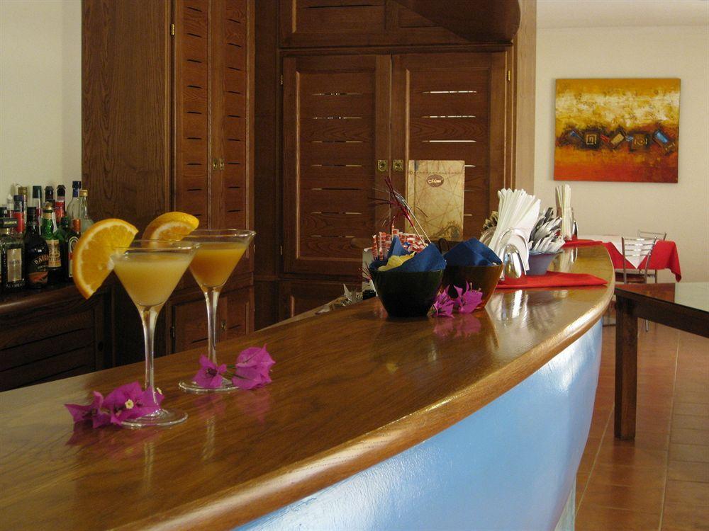 Hotel Monti Di Mola 4*