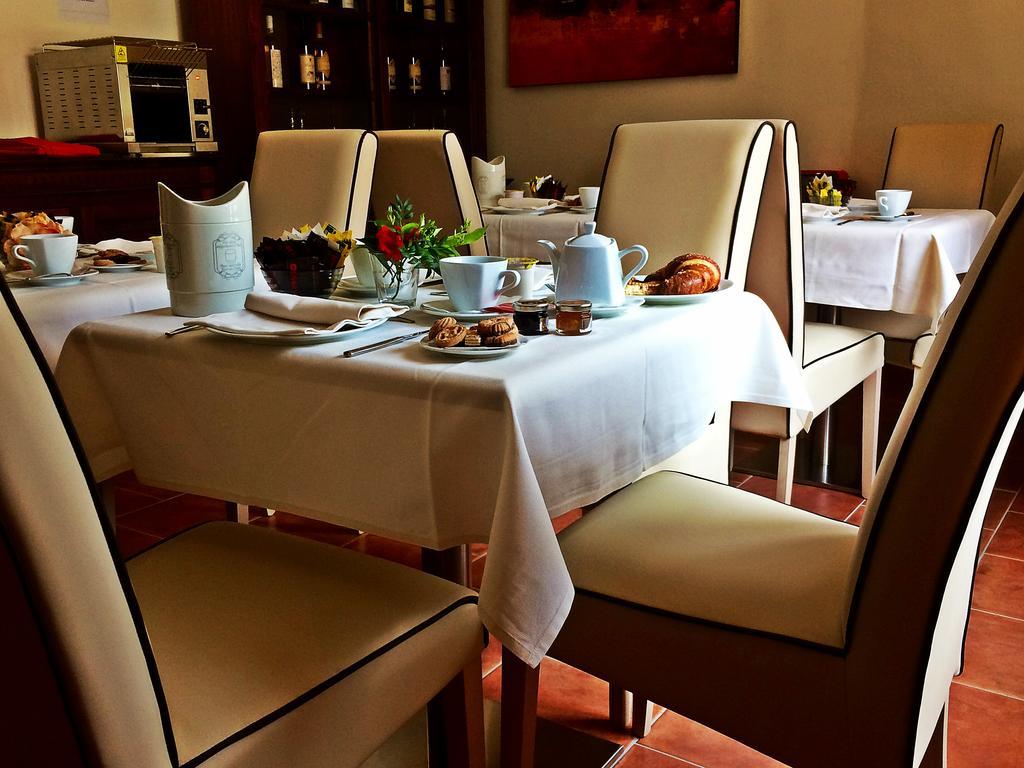 Hotel Monti Di Mola Porto Cervo