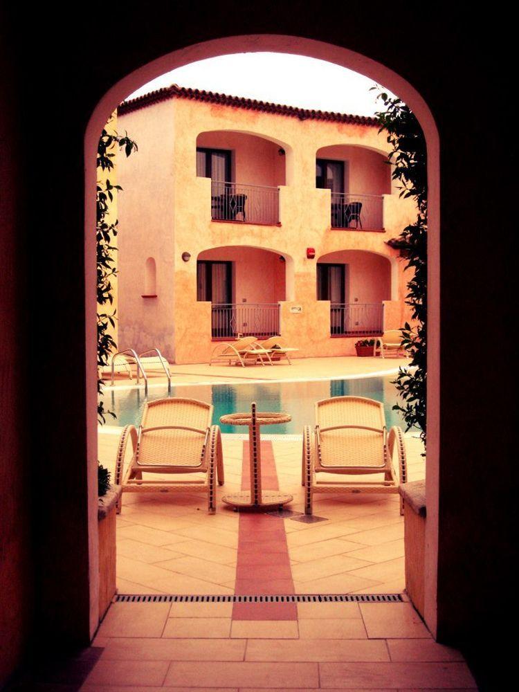 Monti Di Mola Hotel